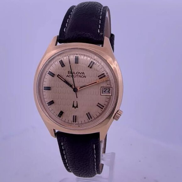 Vintage Bulova Accutron Tuning Fork Wristwatch 218 1M w Rare Fork Jubilee Dial - Picture 1 of 8